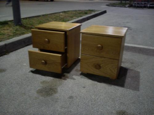 16 - Noćni ormarić