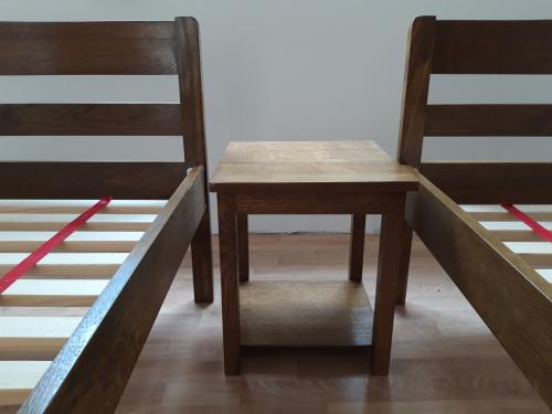 27 - Noćni ormarić